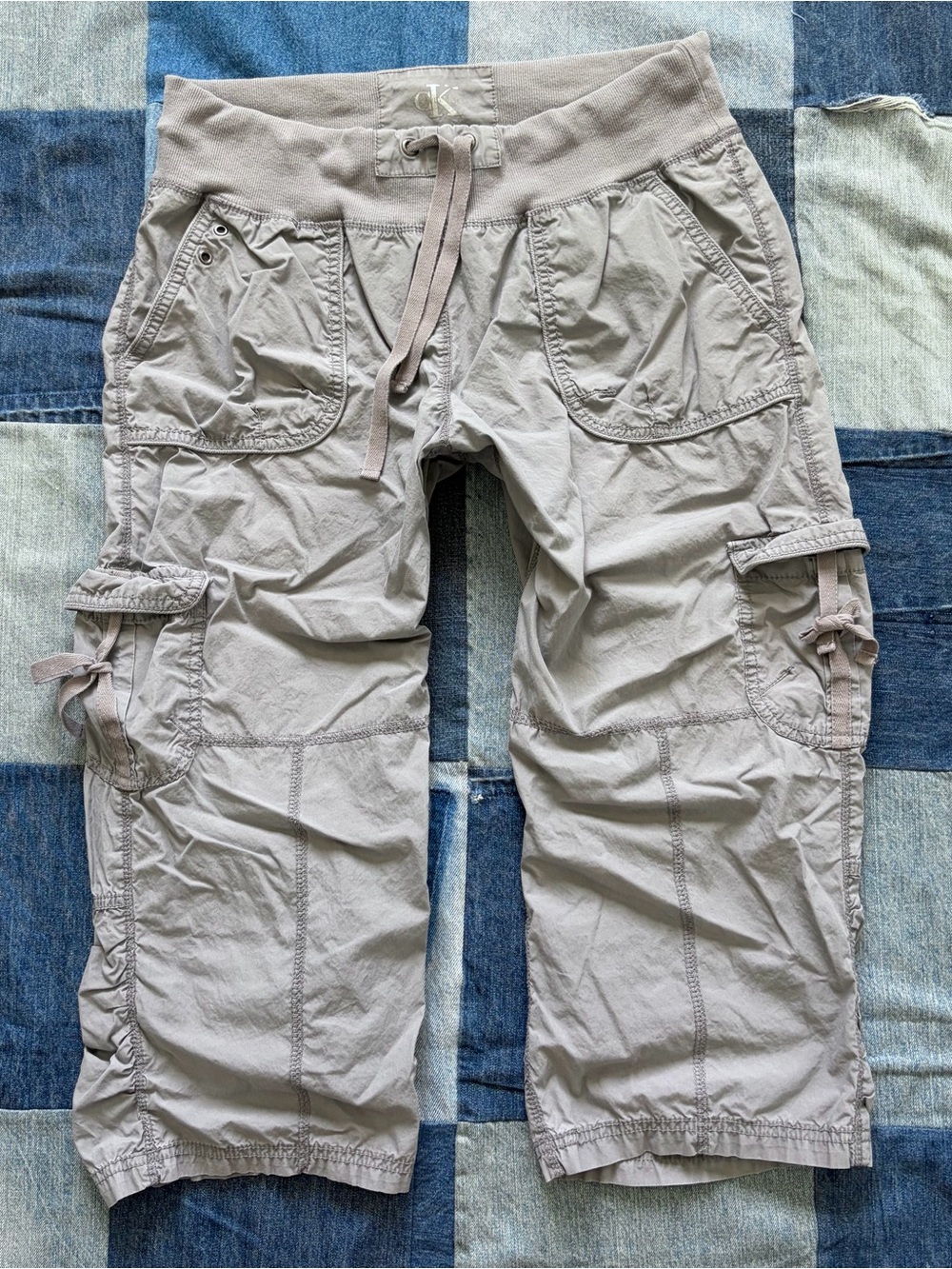 calvin klein grey cargo capri pants drawstring 100% cotton relaxed size M